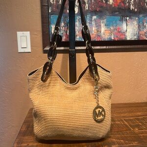 Michael Kors Lilly Tan Woven Canvas & Black Patent Leather Shoulder Bag
